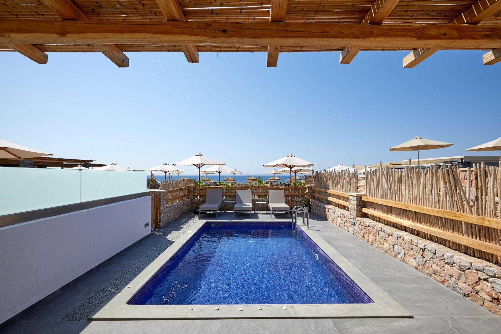 Sea Breeze Santorini Beach Resort, Curio By Hilton Agios Georgios  Dış mekan fotoğraf